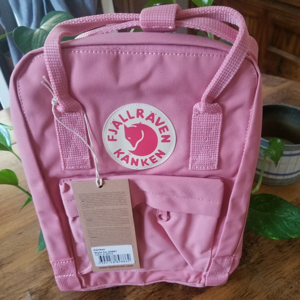 Fjallraven kanken mini NWT